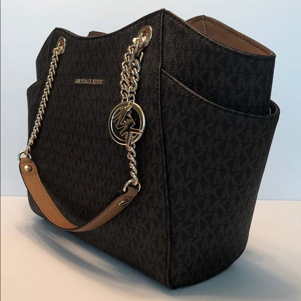 Brand New Michael Kors Jet Set Travel Chain Tote